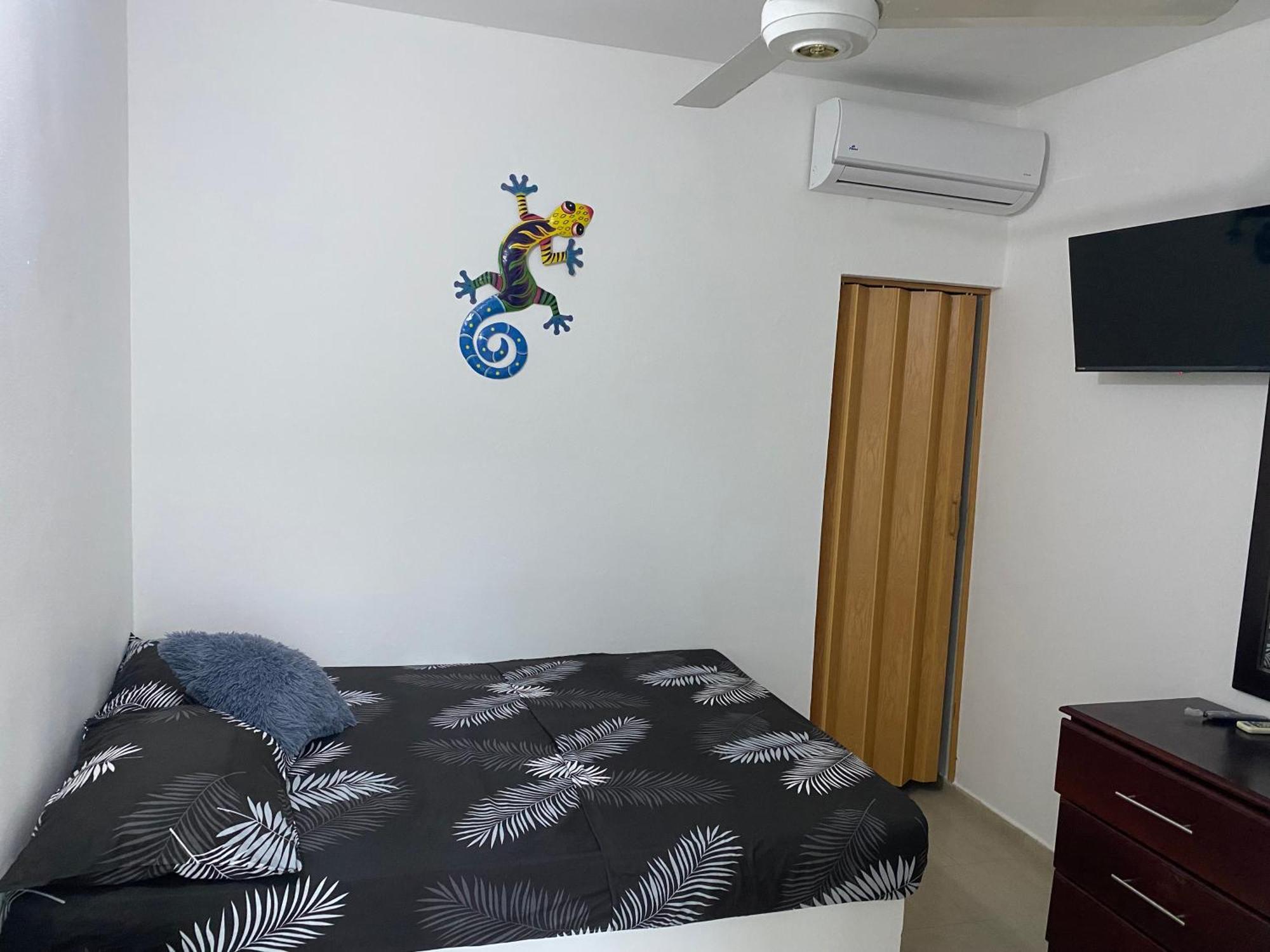 Hotel El Escondite Лас Теренас Екстериор снимка